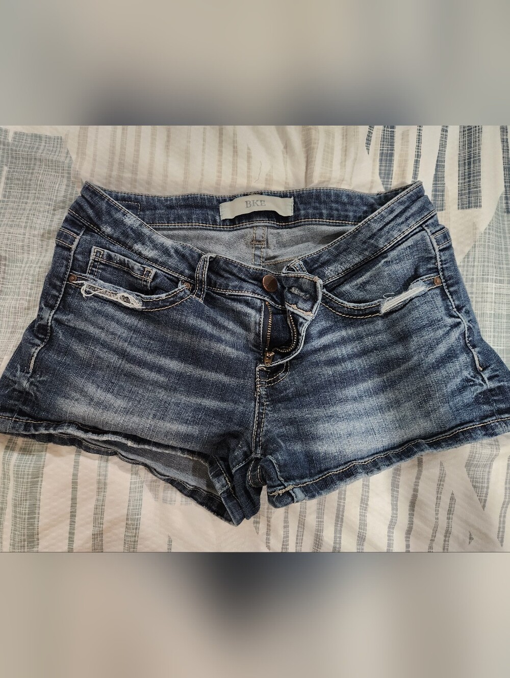 BKE Stella Shorts Size 27